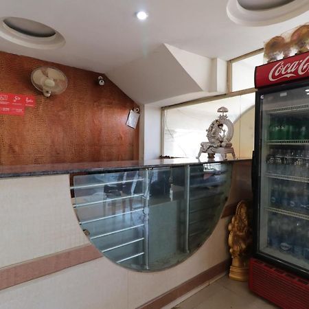 Oyo 29259 Hotel Rama Royal Nellore Buitenkant foto