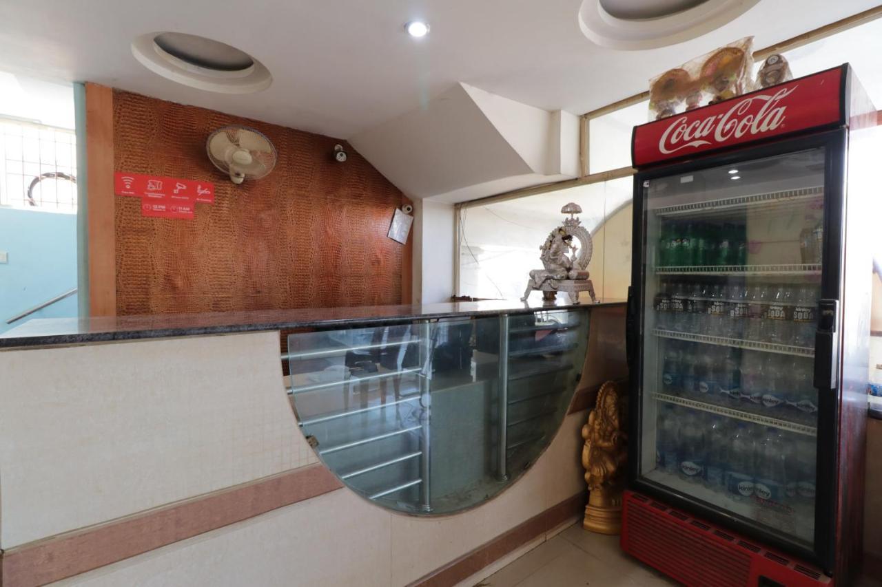 Oyo 29259 Hotel Rama Royal Nellore Buitenkant foto