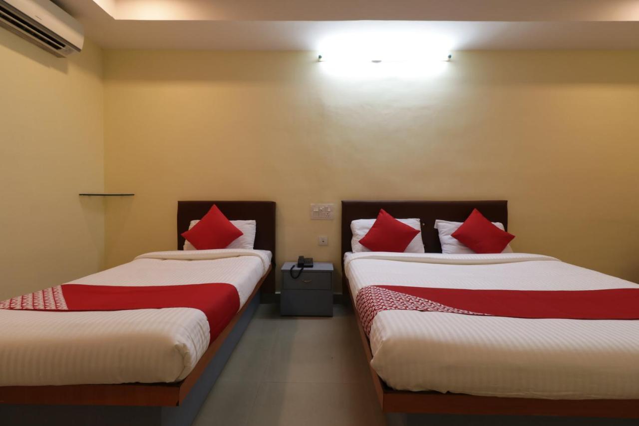 Oyo 29259 Hotel Rama Royal Nellore Buitenkant foto